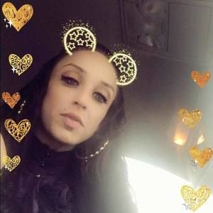 Meet your Posher, Justine